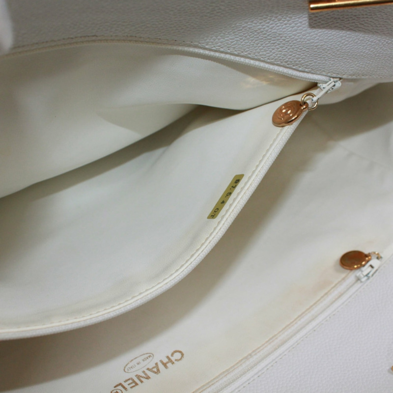 香奈兒 (CHANEL) 鏈條手提包，Coco 標誌，魚子醬紋皮革，白色，女士-10