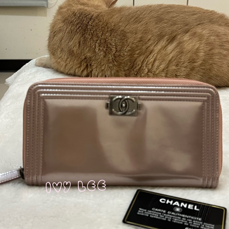 CHANEL 16開 金屬皮革 粉色 BOY 拉鍊 長夾 正品 二手精品-0