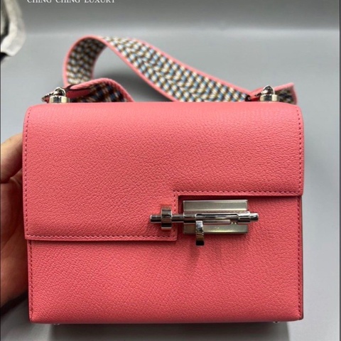 🌈Hermes💗Mini Verrou💗夏日粉銀扣編織帶🌟99新🌟miniverrou🌟Verrou🌟愛馬仕🌟