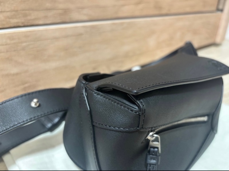 （新款）Loewe Mini Puzzle 斜背 腰包 胸口包-2