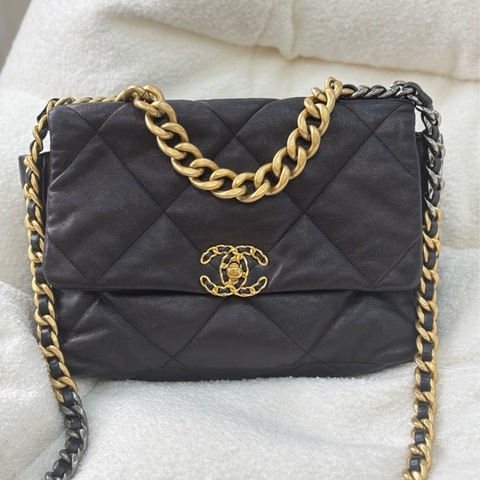 Chanel 19bag 黑金 中號 30cm