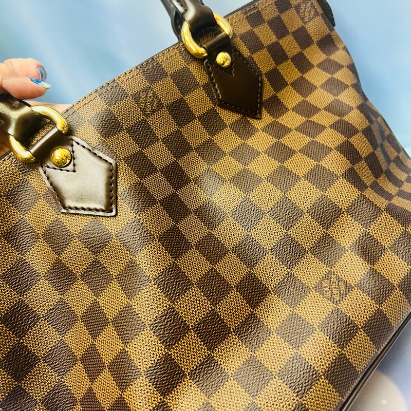 lv棋盤格拖特包-7