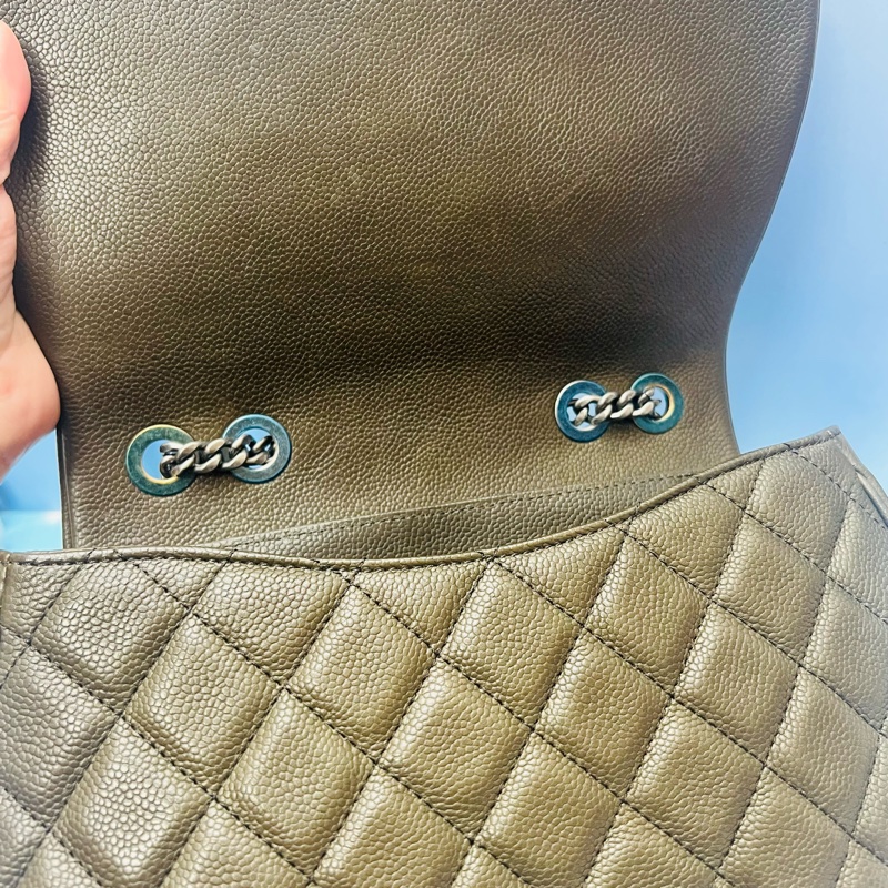 香奈兒荔枝牛皮馬鞍包-4