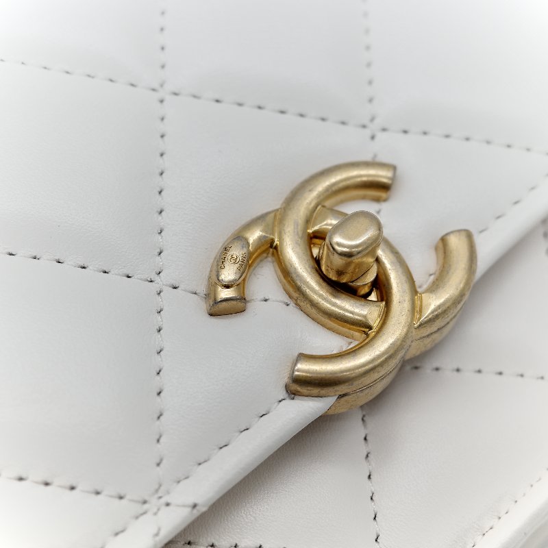 Chanel 香奈兒 白色 牛皮 雙金球 WOC 斜挎包-14