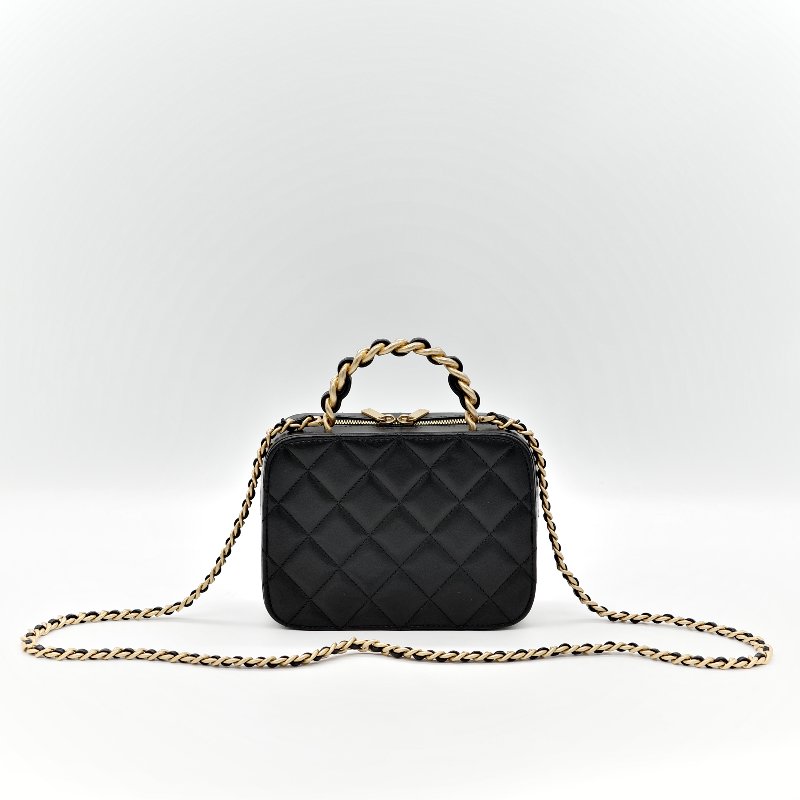 Chanel Matelasse Vanity Bag-4