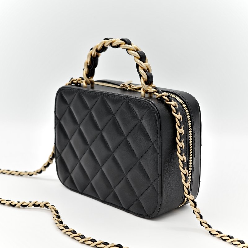 Chanel Matelasse Vanity Bag-7