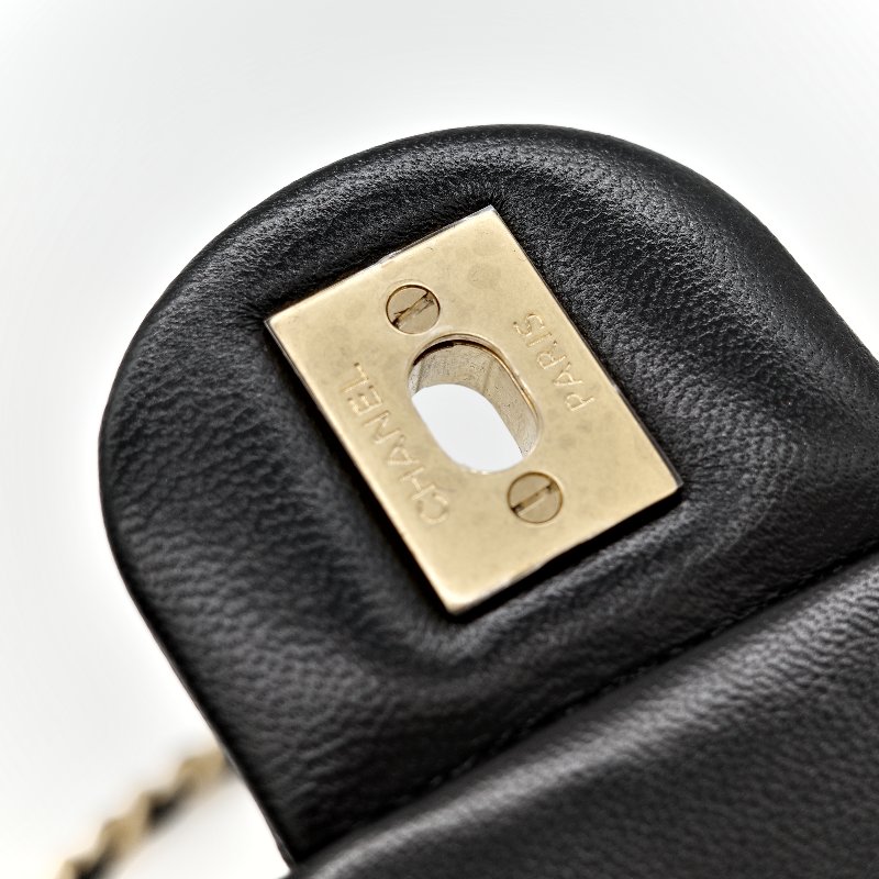 Chanel 香奈兒 Mini Square Pearl Crush 方胖子 黑色 羊皮小金球 斜背鏈帶包-15