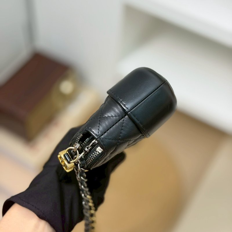 🏷Chanel 香奈兒．Gabrielle 流浪 WOC-2