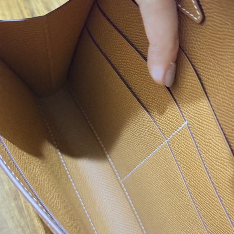 未使用99新✨好用有高質感的HERMES 愛馬仕最美金棕色 斜背包 woc 最耐用的Epsom牛皮 Clic 16 顯年輕銀扣-60