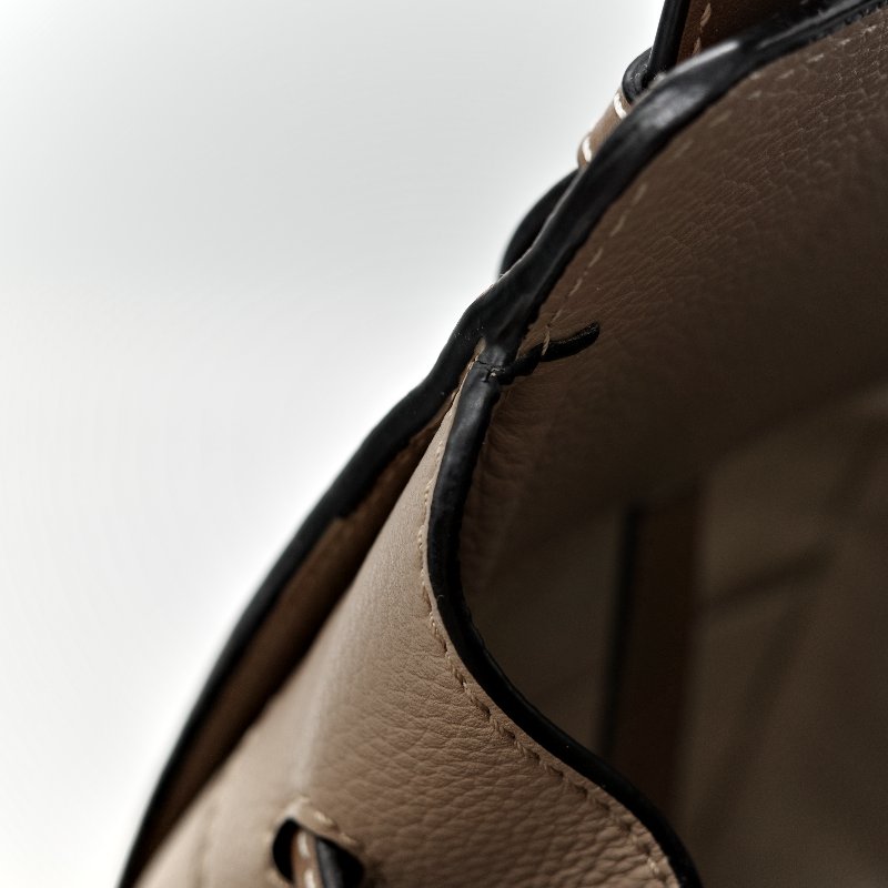 LOEWE 羅威 Mini Hammock 迷你 粒面小牛皮 吊床包 肩背包 手提包 雙色 沙色-12