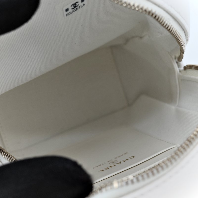 Chanel 香奈兒 白色 荔枝 小雙肩包-11