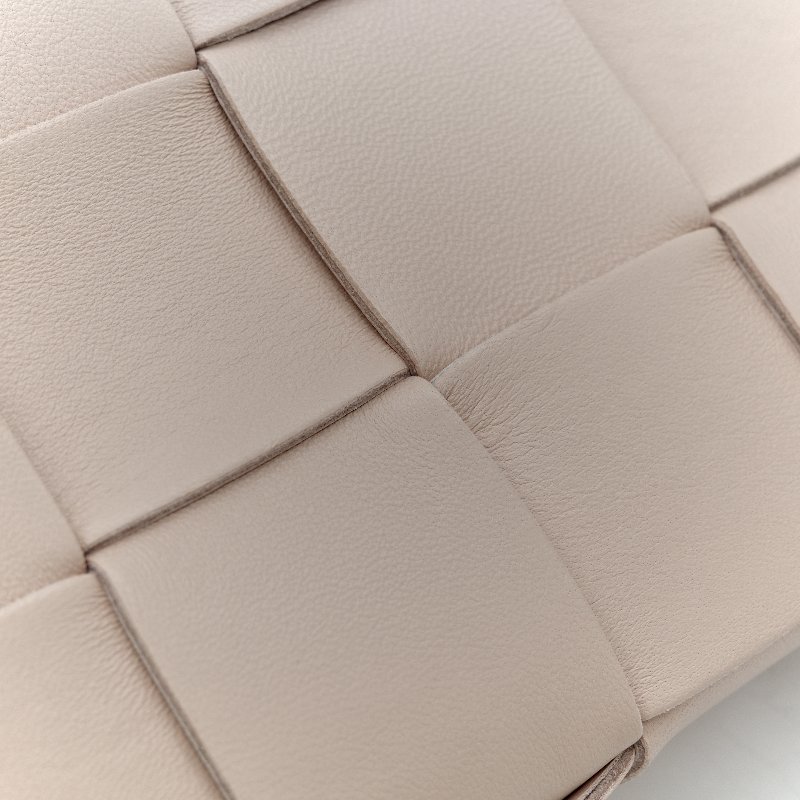 Bottega Veneta 寶緹嘉 粉色 編織 牛皮 斜挎包-13