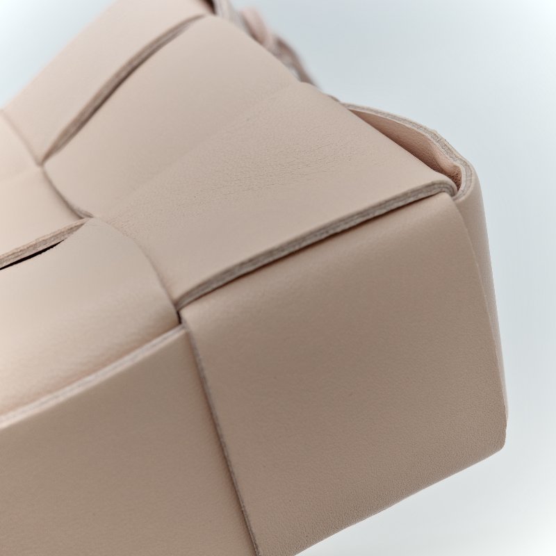 Bottega Veneta 寶緹嘉 粉色 編織 牛皮 斜挎包-18