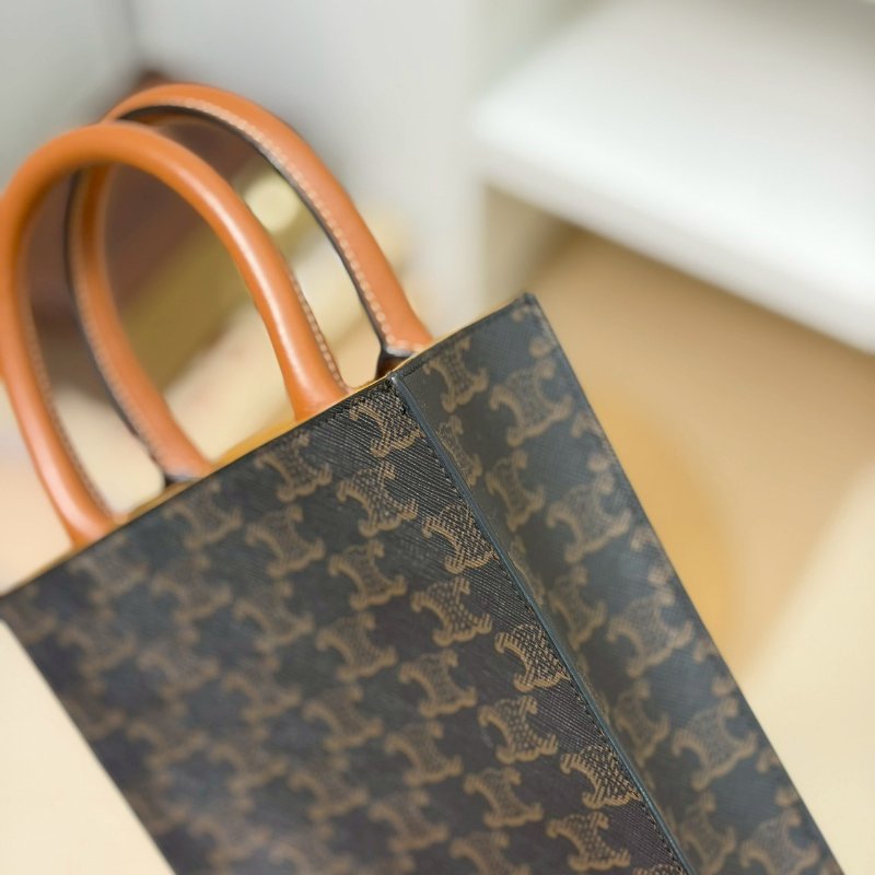 🏷️Celine 瑟琳．Mini Cabas 琴譜包 新款/客人寄賣-11