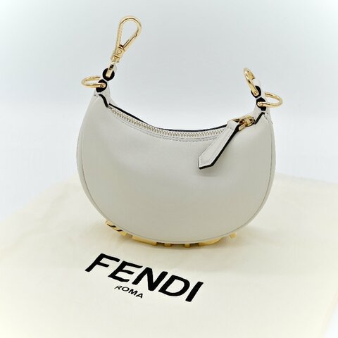 FENDI 芬迪 白金小牛皮 Fendigraphy MINI 半月包 手拿包 7AS089 專櫃 71400