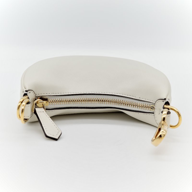 FENDI 芬迪 白金小牛皮 Fendigraphy MINI 半月包 手拿包 7AS089 專櫃 71400-8