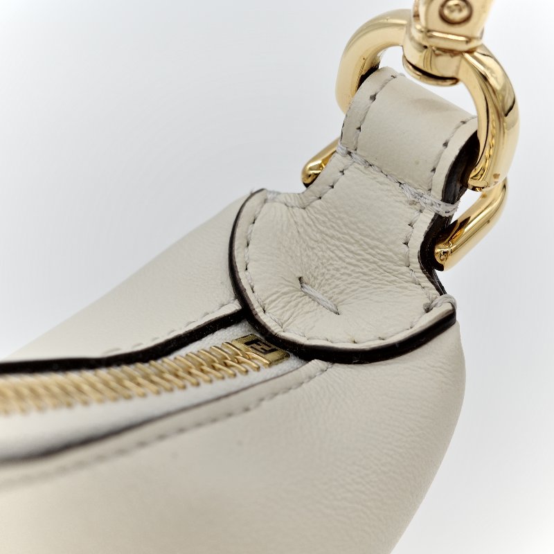 FENDI 芬迪 白金小牛皮 Fendigraphy MINI 半月包 手拿包 7AS089 專櫃 71400-13