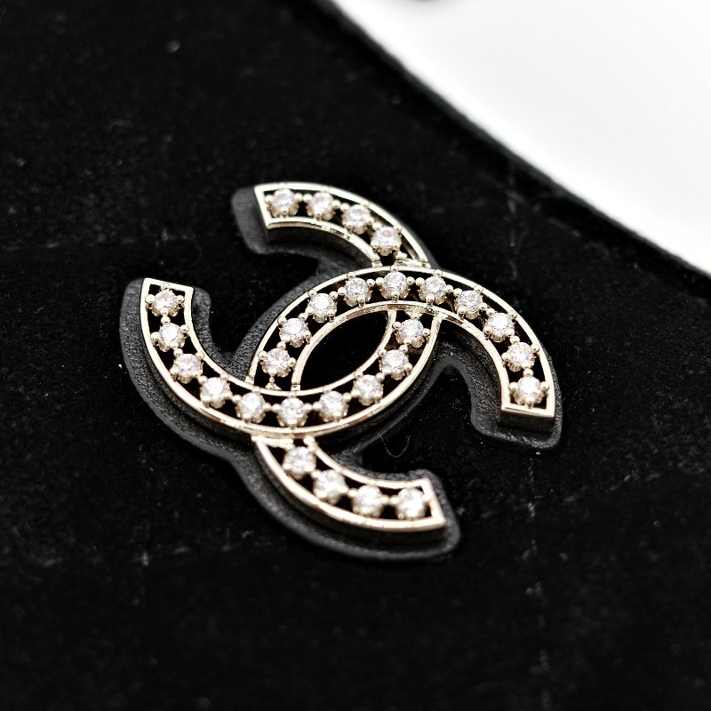 Chanel 香奈兒 絲絨 絨布 黑色  鑽石扣 斜挎包 月亮包-6