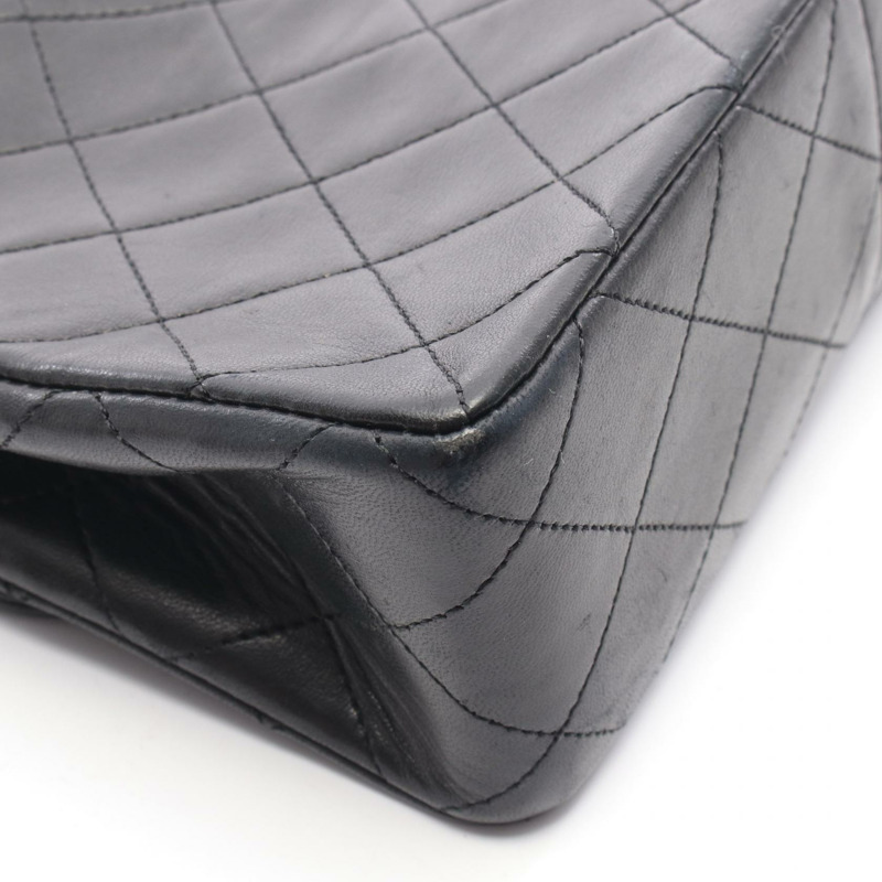 香奈兒迷你Matelasse 20鏈條斜挎包，羊皮材質，黑色，金色五金-7