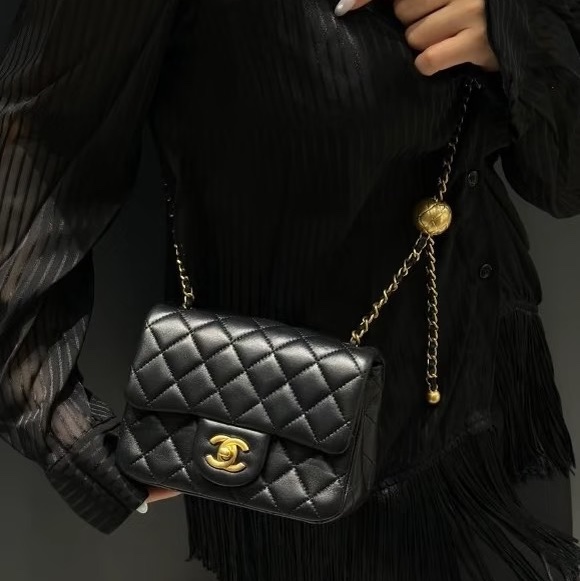 Chanel cf17黑金方胖芯片款23年硬底新款  #全新全配🈶購證 #專櫃一包難求🔥-1