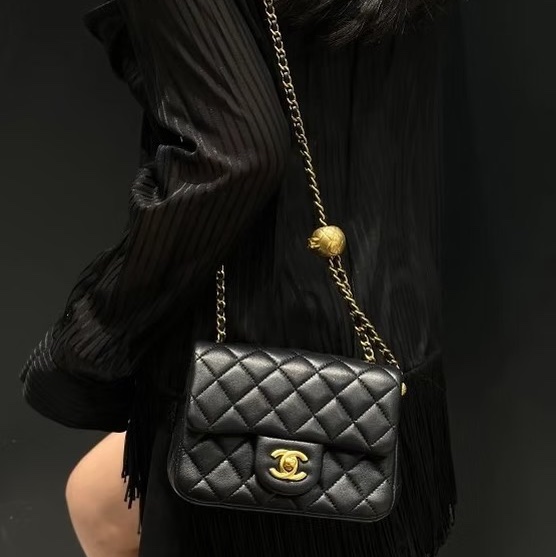 Chanel cf17黑金方胖芯片款23年硬底新款  #全新全配🈶購證 #專櫃一包難求🔥-8
