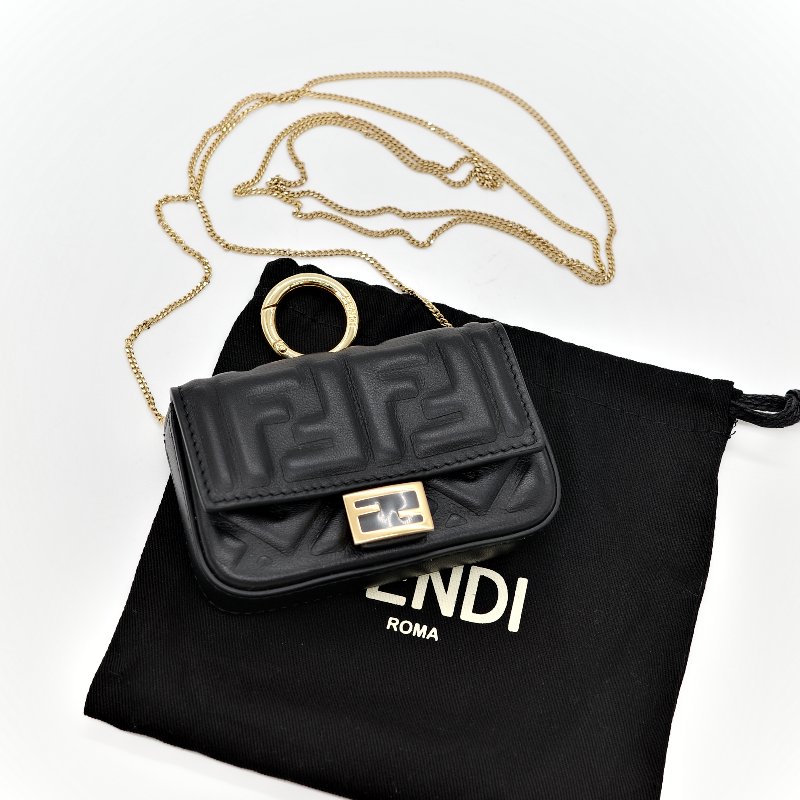 Fendi 芬迪 黑色 羊皮 腰包-2