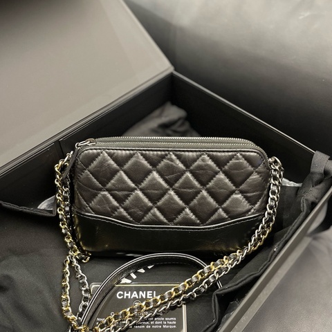 保卡款！Chanel 香奈兒 Gabrielle 流浪包 黑金 mini 迷你