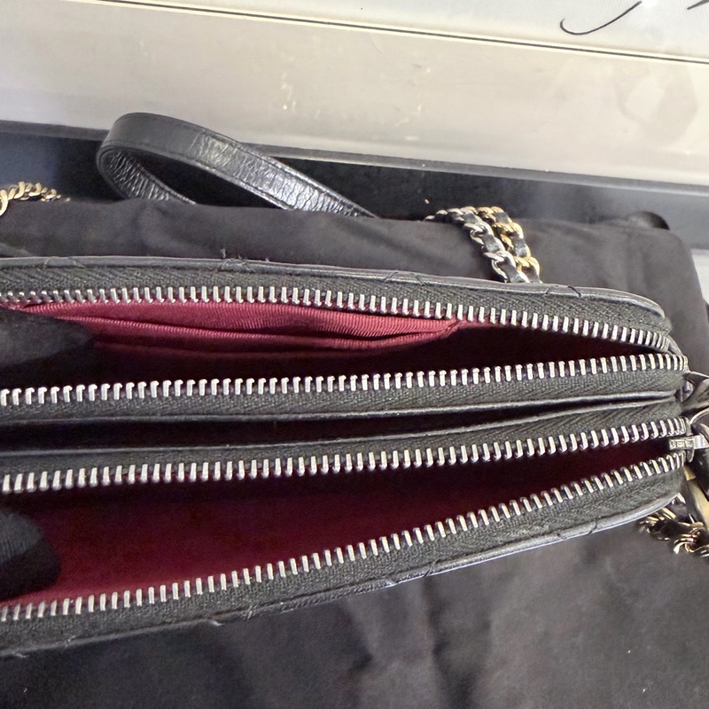 保卡款！Chanel 香奈兒 Gabrielle 流浪包 黑金 mini 迷你-6