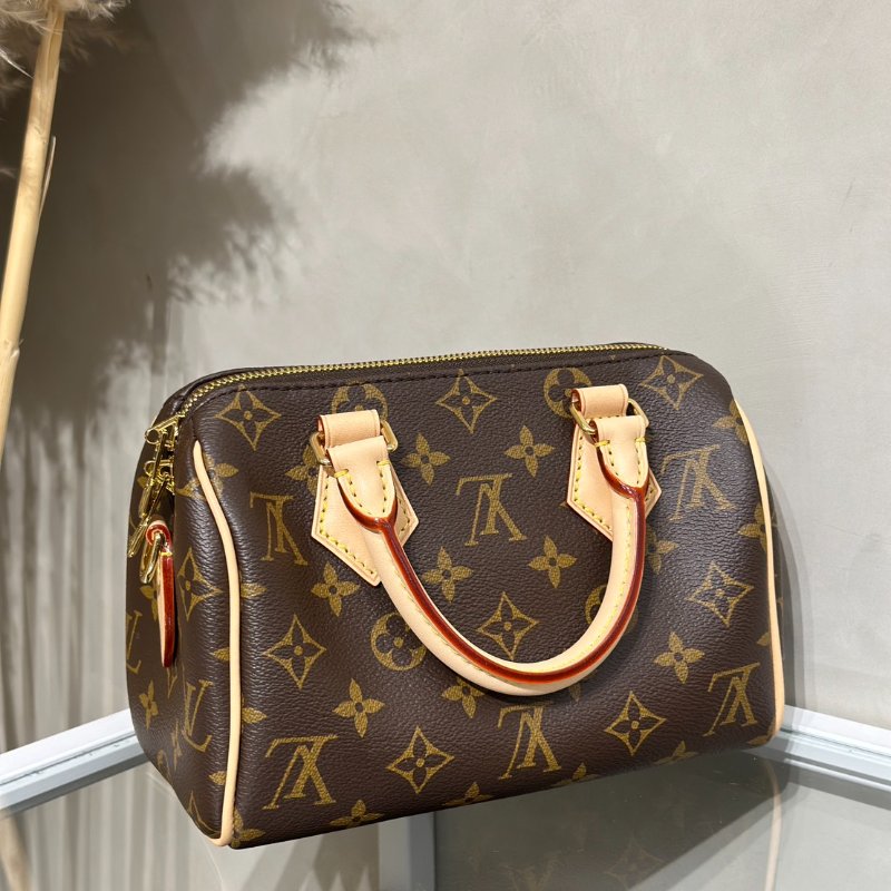 LOUIS VUITTON Speedy bandouliere 20-2