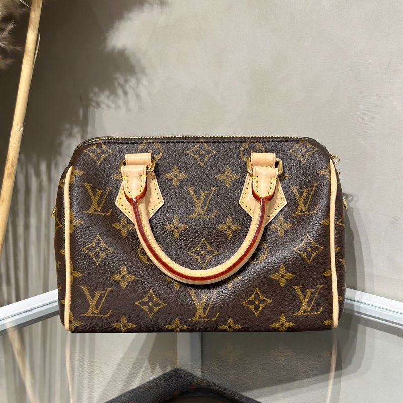 LOUIS VUITTON Speedy bandouliere 20-4