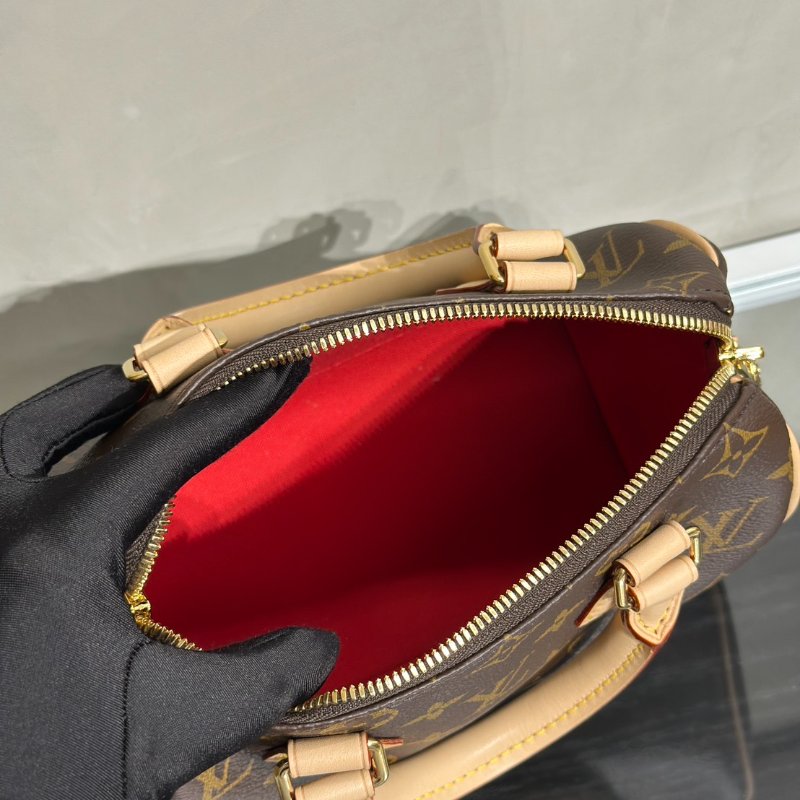 LOUIS VUITTON Speedy bandouliere 20-6