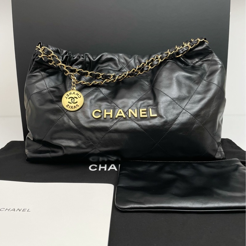 Chanel香奈兒橫版22bag黑金24C垃圾袋單肩包 尺寸約39x23-0