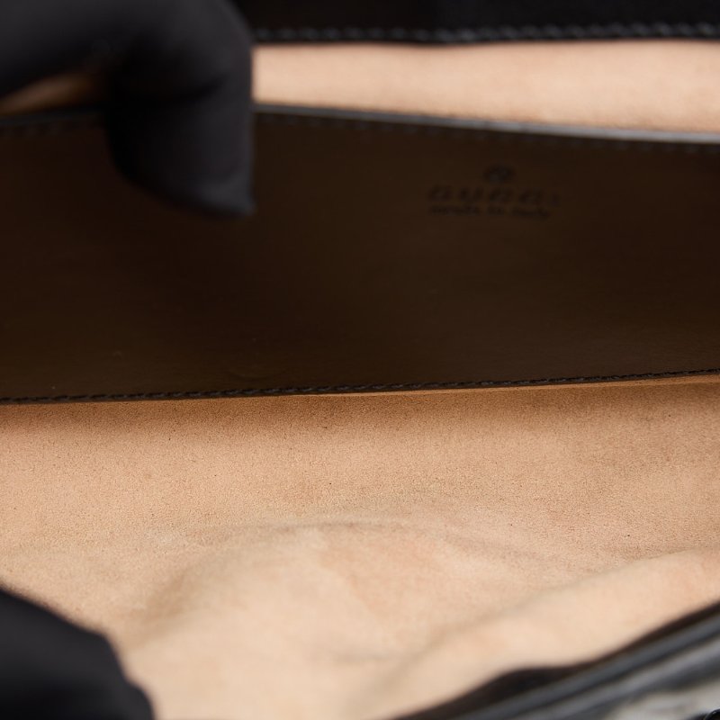 二手Gucci Marmont 22黑銀-24