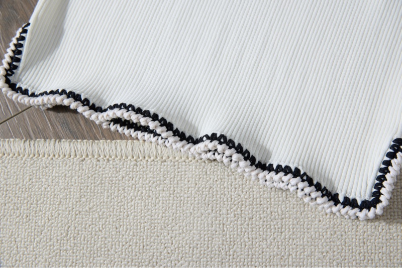 CHANEL黑白撞色針織衫-4