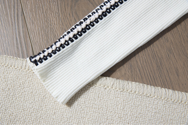 CHANEL黑白撞色針織衫-5