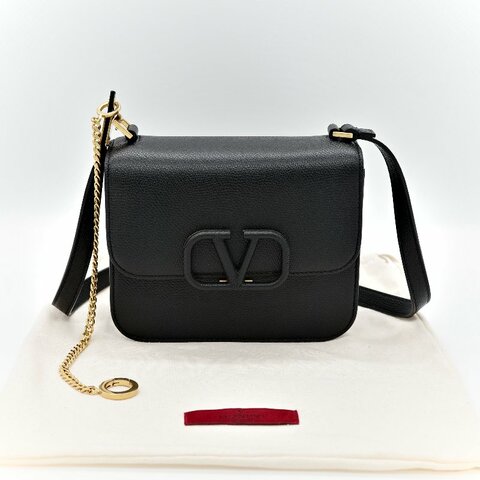 Valentino 范倫鐵諾 黑色牛皮斜挎包 豆腐包