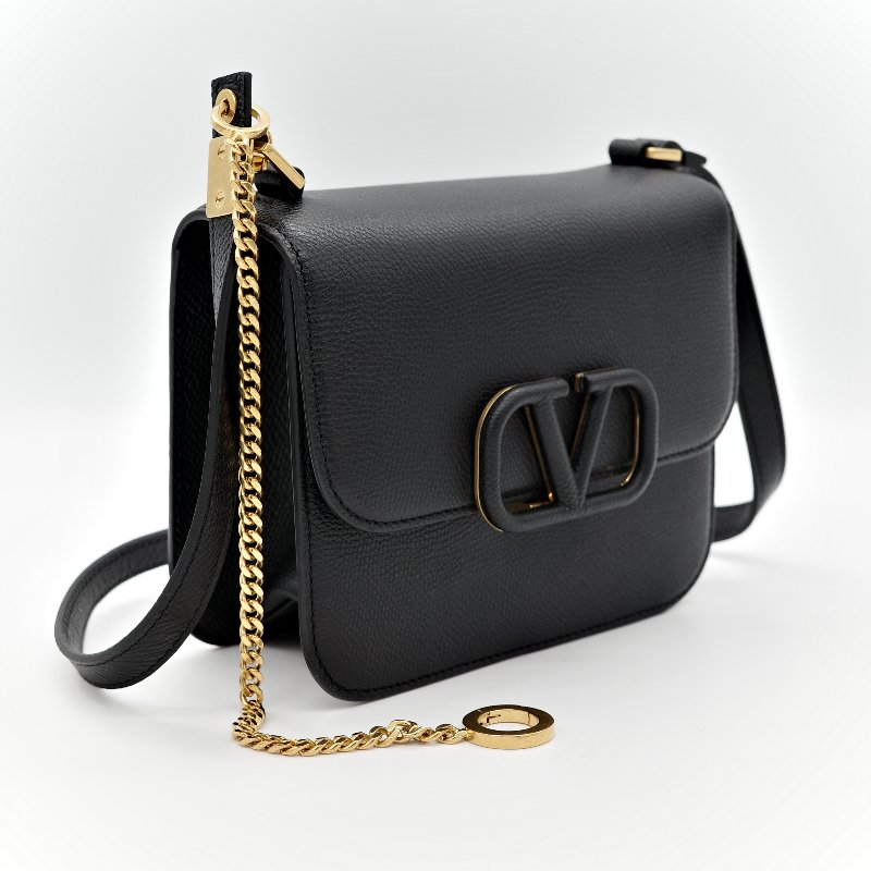 Valentino 范倫鐵諾 黑色牛皮斜挎包 豆腐包-4