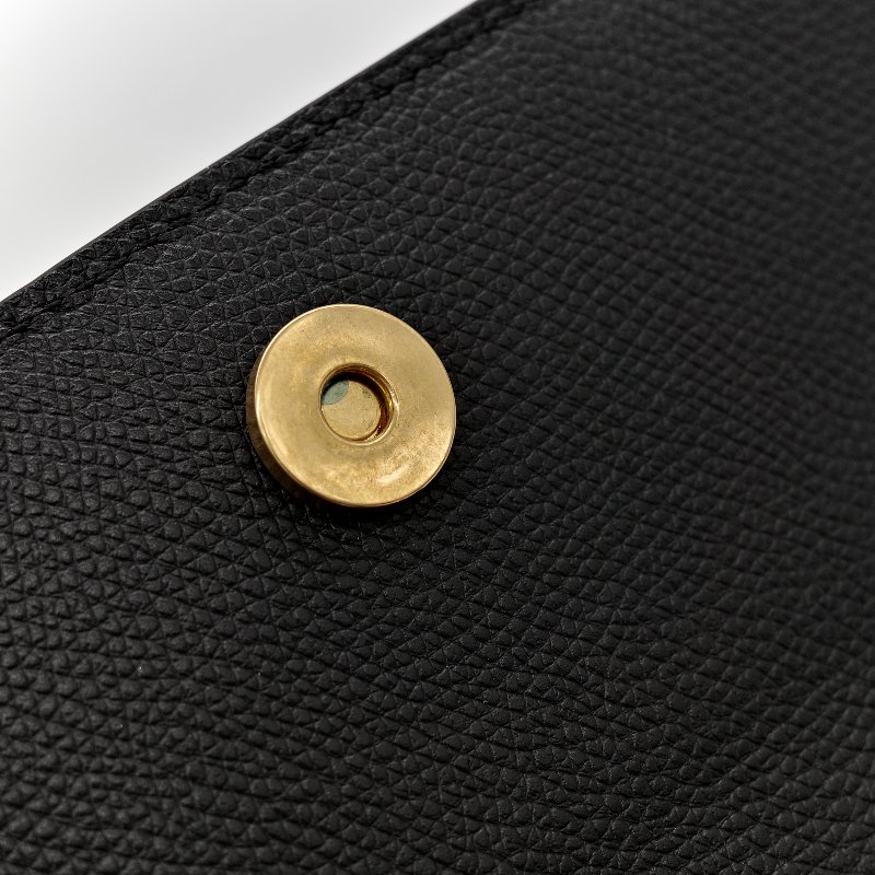 Valentino 范倫鐵諾 黑色牛皮斜挎包 豆腐包-23