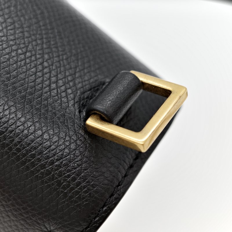 Valentino 范倫鐵諾 黑色牛皮斜挎包 豆腐包-26