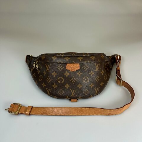 LV M43644 老花提把胸包