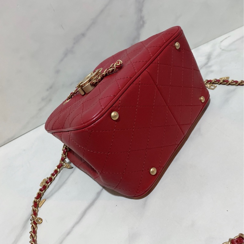 Chanel 埃及系列紅色水桶包-9