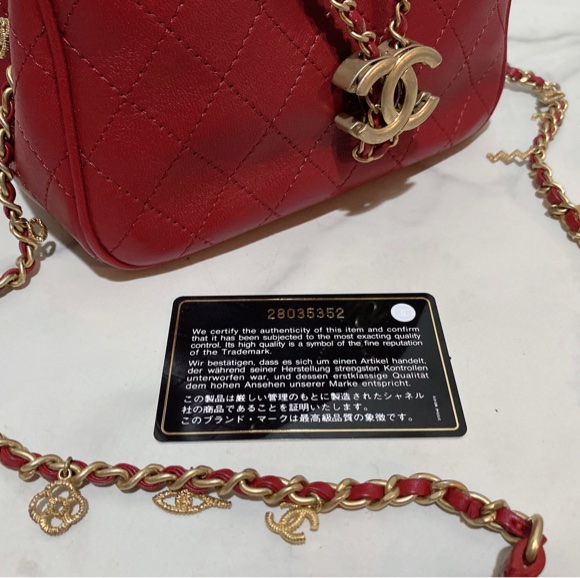 Chanel 埃及系列紅色水桶包-12