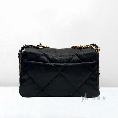 Y2015-CHANEL 19 黑色羊皮金釦口蓋包 AS1160-3