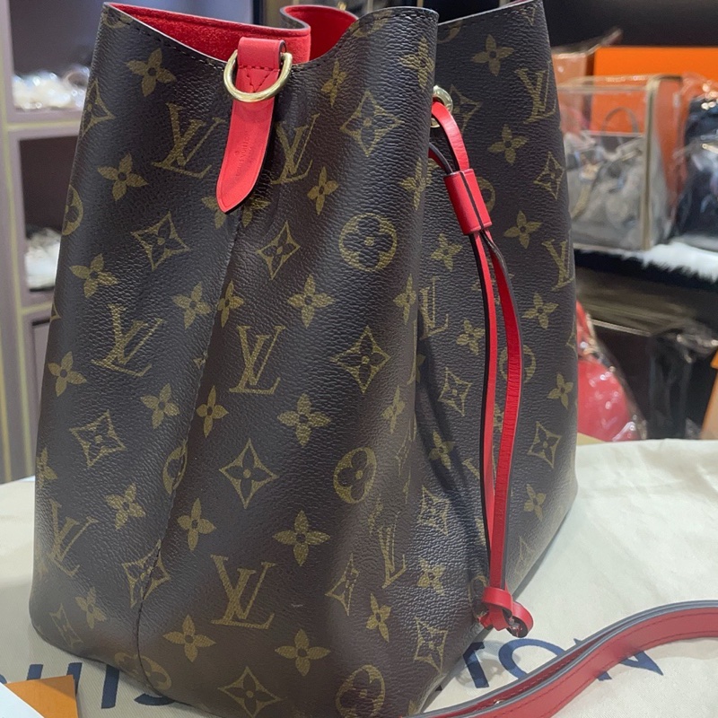Louis Vuitton 紅色老花水桶包斜挎包手提包 尺寸26*17.5*26cm 芯片款-2