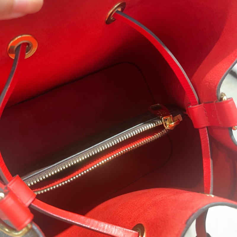 Louis Vuitton 紅色老花水桶包斜挎包手提包 尺寸26*17.5*26cm 芯片款-5