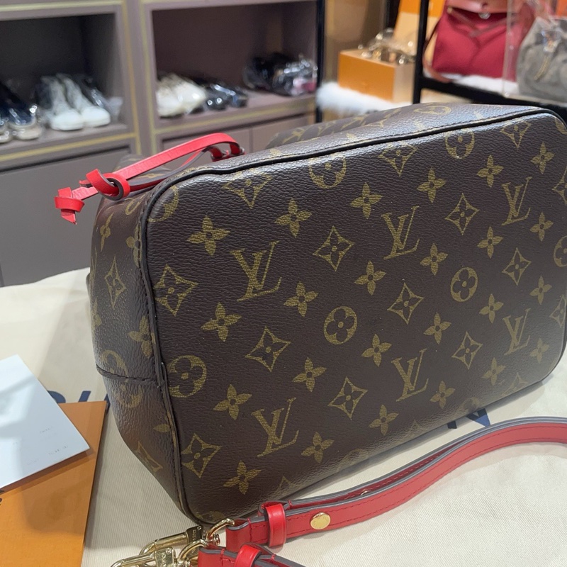 Louis Vuitton 紅色老花水桶包斜挎包手提包 尺寸26*17.5*26cm 芯片款-6
