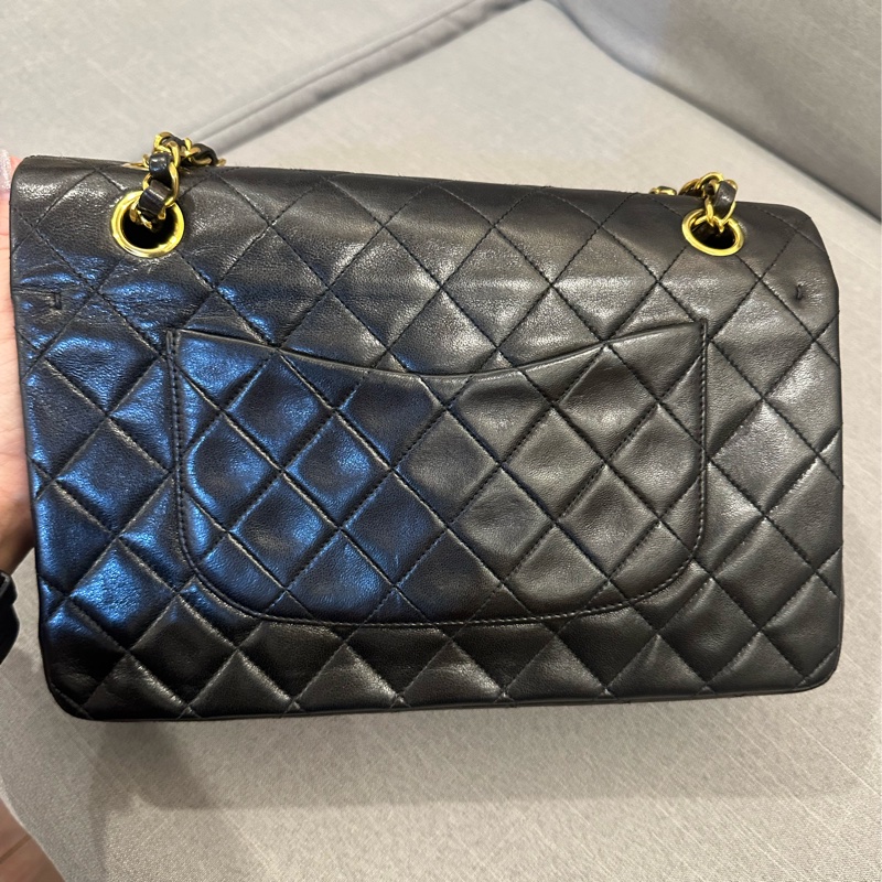 香奈兒經典CF25金釦~女人一生必擁有的一顆包-11