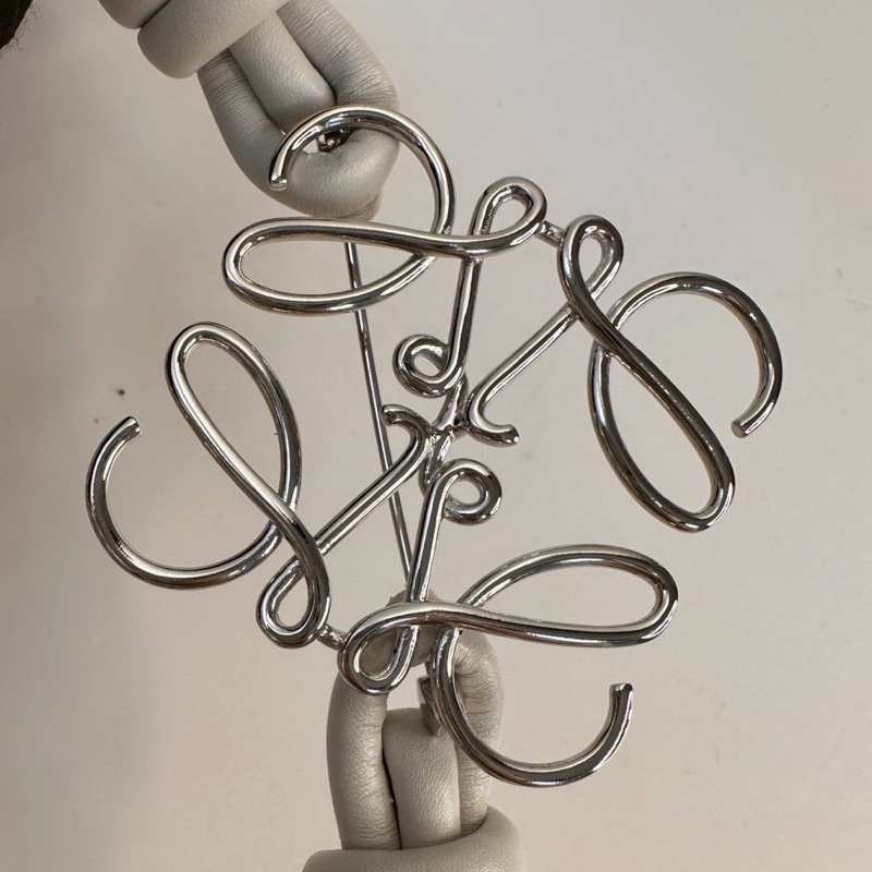 Loewe|鏈條福袋 中號(含loewe胸針)-15