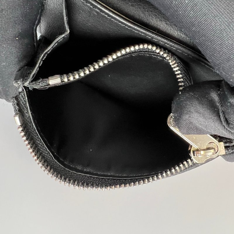 LV M64049 黑雷射名片卡夾-5