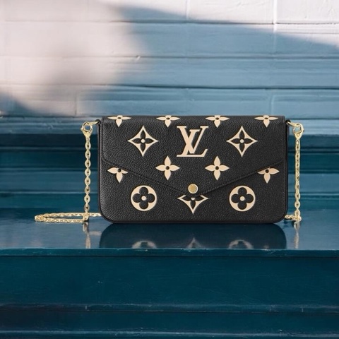 莉亞精品♡ LV熊貓壓紋三合一